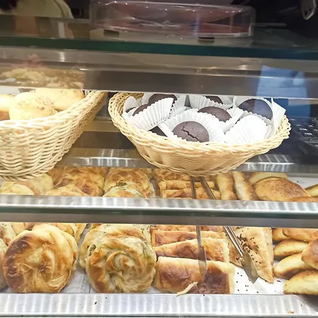 麦格纳公寓