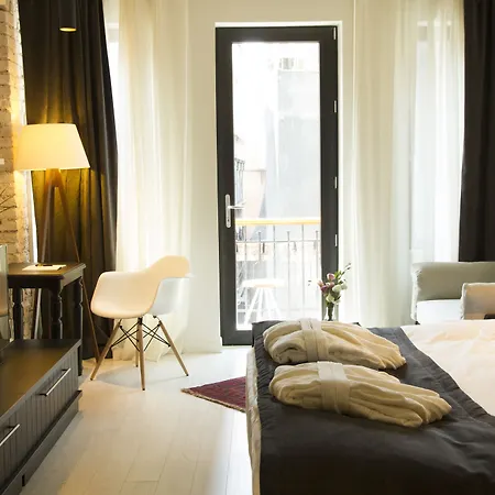 Magnova Otel